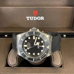 19602451-2y1tjjcowed6wxzsiu1sin4o-ExtraLarge.jpg Tudor Pelagos