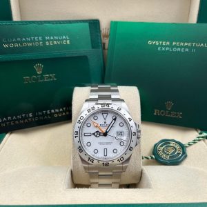 19603350-jtxo0fg4huahyjq8dgs3bxbg-ExtraLarge.jpg Rolex Explorer II