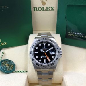 19608219-egvtcygijevqszebs14nfoey-ExtraLarge.jpg Rolex Explorer II