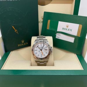 19833743-cszx4ug2d4amxw4qaimtz7t4-ExtraLarge.jpg Rolex Explorer II