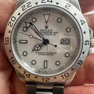 37143628-y9aplfhqubewlo1lov7pyq7v-ExtraLarge.jpg Rolex Explorer II