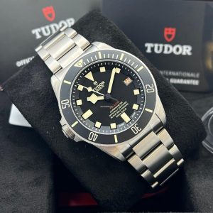 37704169-rltgedlt0czmh2hlbhqcc2d8-ExtraLarge.jpg Tudor Pelagos