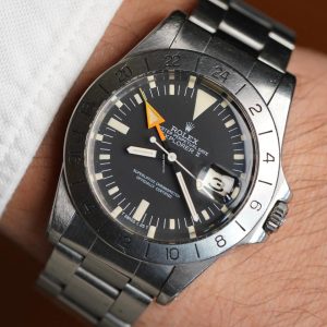 38964373-pr2a6l8v2en93l39lu38c7jt-ExtraLarge.jpg Rolex Explorer II